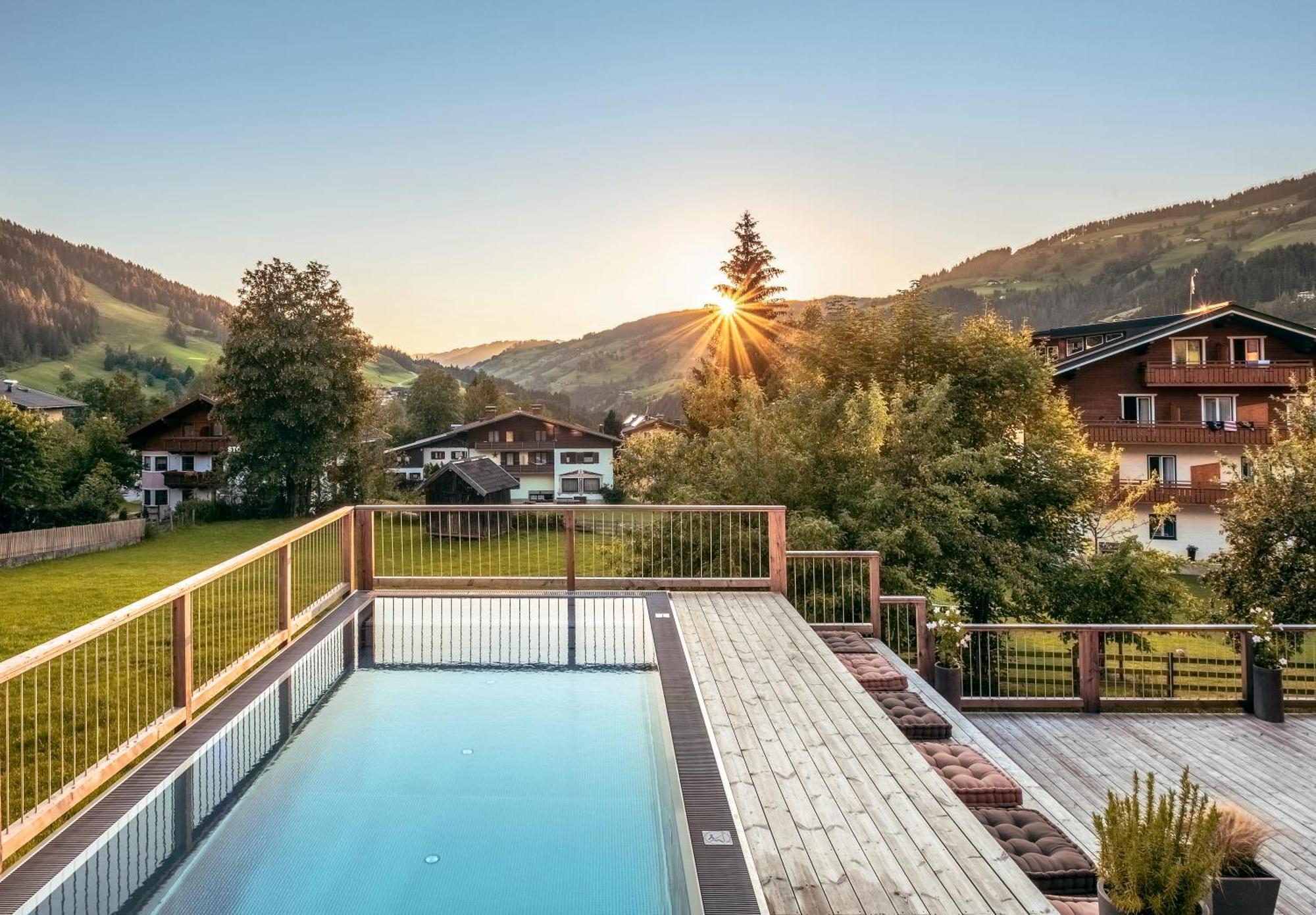 Almmonte Sensum Suites Boutique Hotel ヴァークライン エクステリア 写真