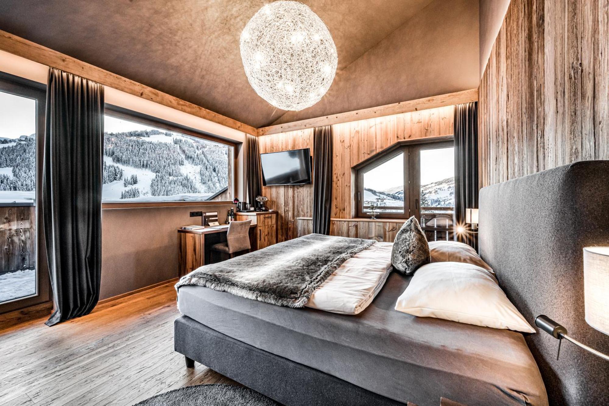 Almmonte Sensum Suites Boutique Hotel ヴァークライン エクステリア 写真