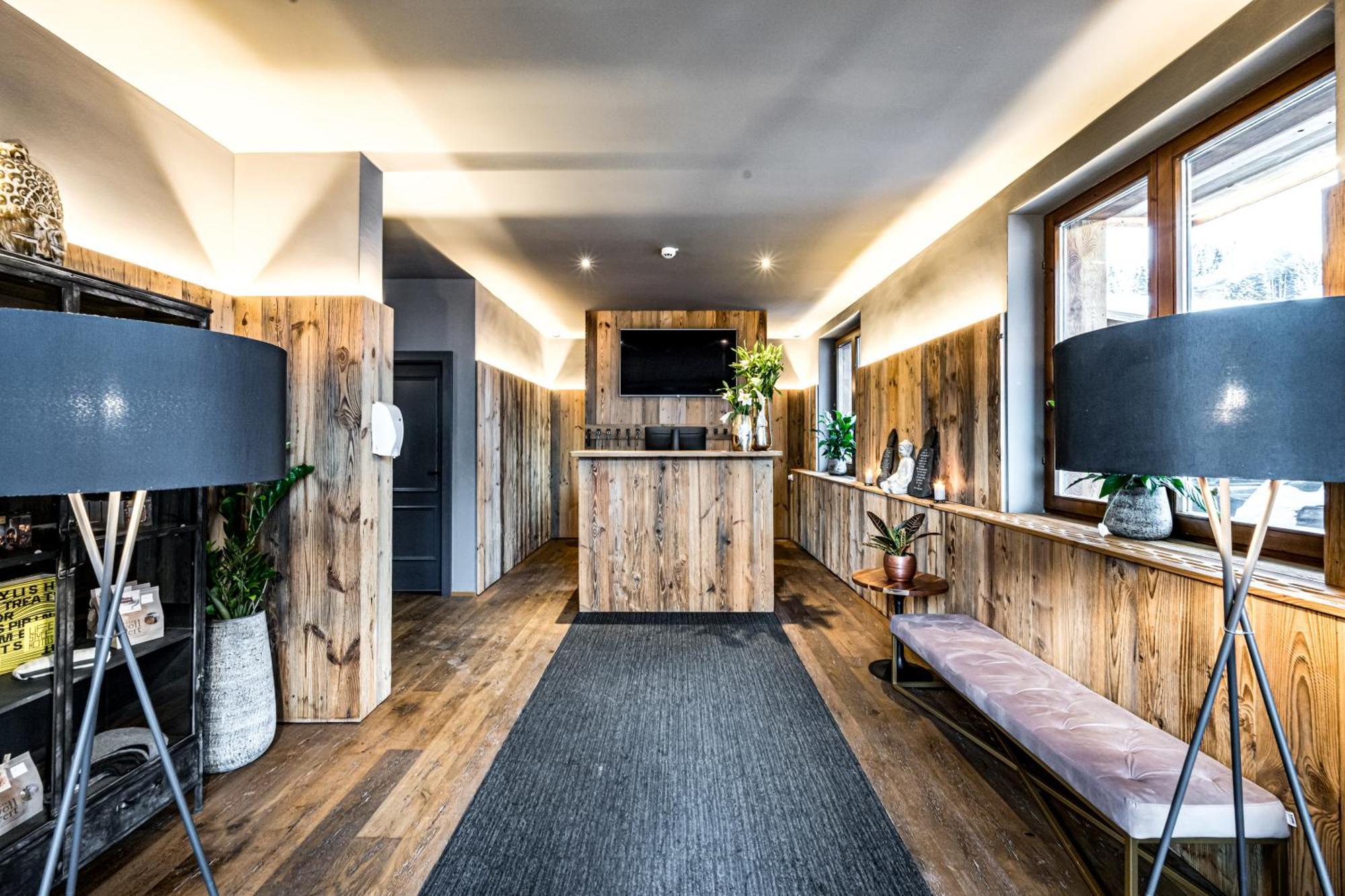 Almmonte Sensum Suites Boutique Hotel ヴァークライン エクステリア 写真