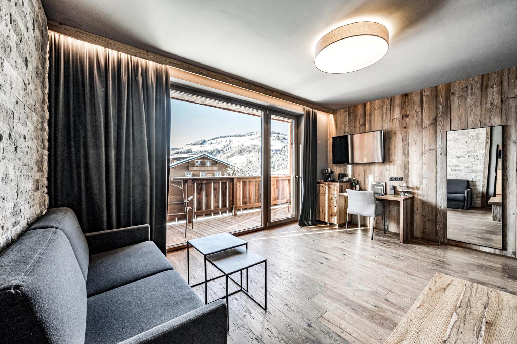 Almmonte Sensum Suites Boutique Hotel ヴァークライン エクステリア 写真